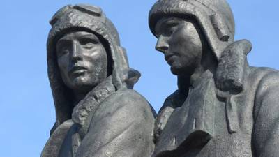 Alcock & Brown statue to sit in Clifden ‘forever’