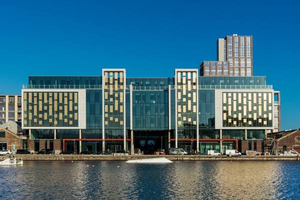 Reflector office block in docklands expected to fetch more than €160m