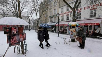 France gripped by unseasonal cold snap