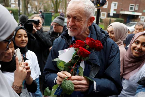 Corbyn hit in head with egg during London mosque visit