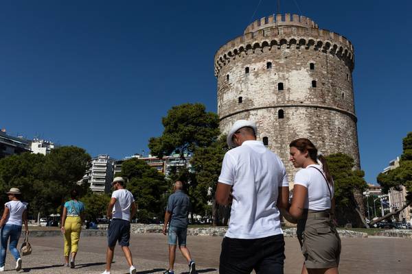 Greece’s tourism dilemma complicated by global warming