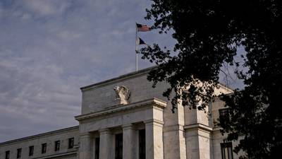 Fed holds interest rates near zero to help US economy
