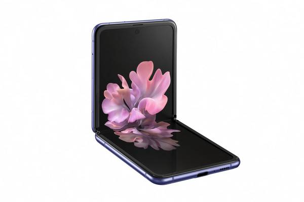 Samsung Galaxy Z Flip: The market leader’s first folding glass phone