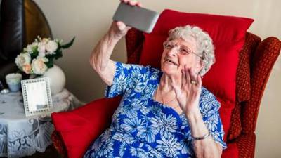 ‘Digital divide’: Subsidise internet access for older people, say experts