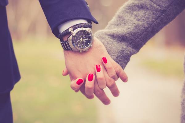 Is living apart the secret to a happy relationship?