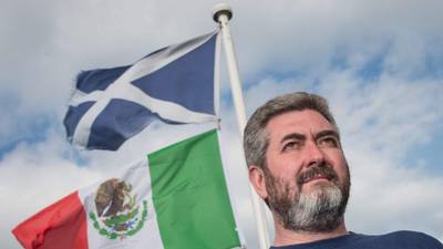 Trump’s Scottish neighbours show Mexican colours