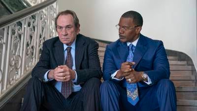 The Burial: Jamie Foxx and Tommy Lee Jones buddy up for a fun 1990s courtroom throwback