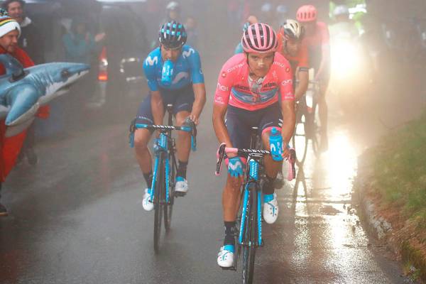 Richard Carapaz closes in on Giro d’Italia win after gruelling day