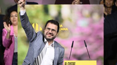 Separatist majority faces challenge in Catalan election