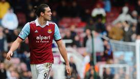 West Ham to appeal Andy Carroll red card