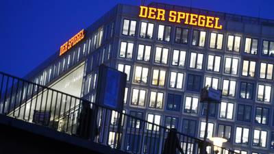 Spiegel editors fired over pay-wall feud