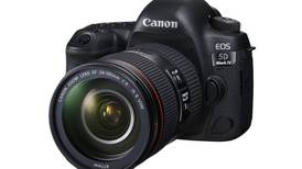 Review: Would you  spend €4,000 on a Canon EOS 5D Mark IV?