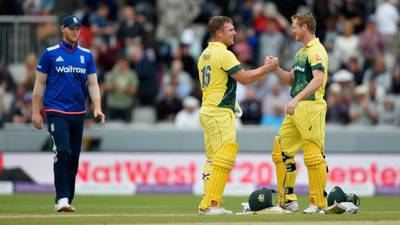 Australia beat England by eight wickets to clinch one-day series