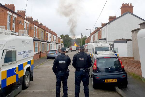 Shots fired at police officers in Derry during fourth night of trouble