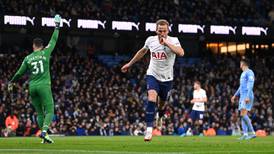 Tottenham open title race up with dramatic win at Manchester City