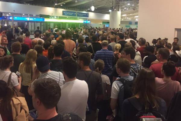 Irish holidaymakers caught up in customs chaos at Faro Airport