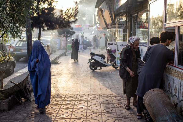 Taliban advance sends 1,000 Afghan troops fleeing into Tajikistan