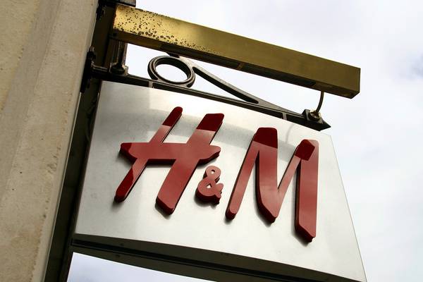H&M sales unchanged in second quarter as retailer discounted stock
