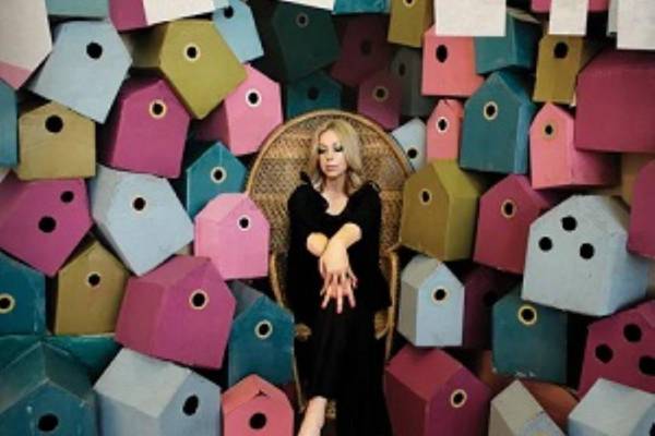 Jane Weaver: Flock – Talking ’bout a vision revolution