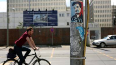 German opposition threaten action over Snowden asylum