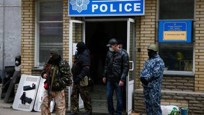 Ukraine security forces injured in assault on separatists