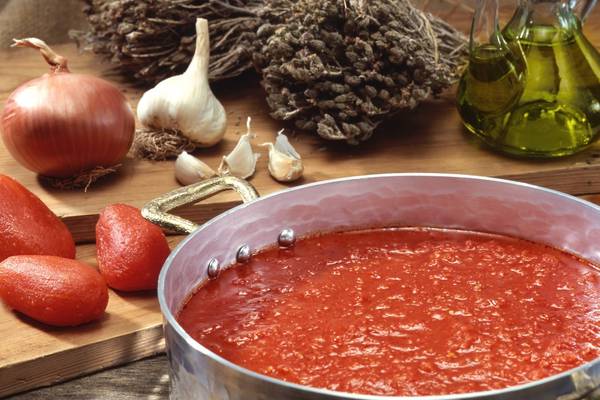 Everyone should learn to cook. Start with easy tomato sauce