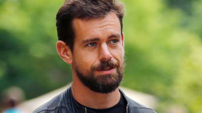 Twitter names Dorsey as permanent chief executive