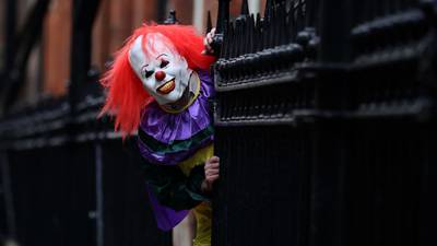 ‘Killer clowns’ craze condemned by professional clowns