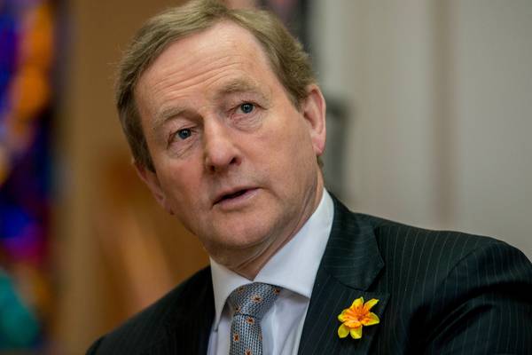Enda Kenny to remain as FG leader for start of Brexit talks