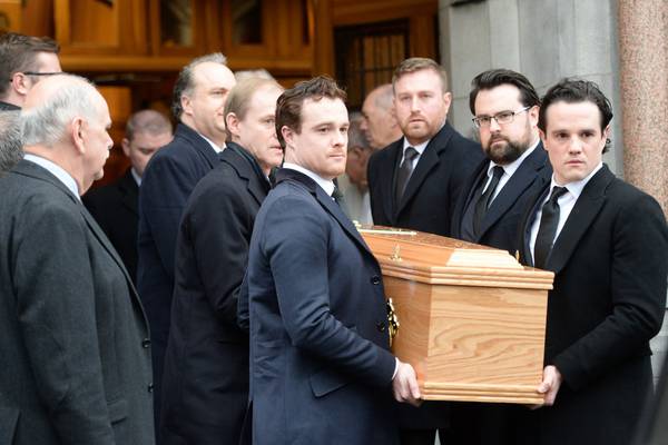 Former TD Peter Mathews ‘a  great patriot’, funeral hears