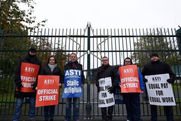 ASTI to ballot teachers over potential  redundancies