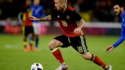 Belgium midfielder Radja Nainggolan suffers calf injury