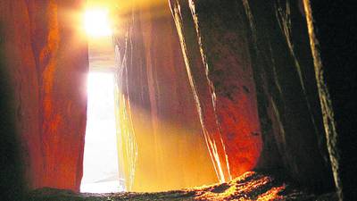Shedding light on winter solstice at Newgrange