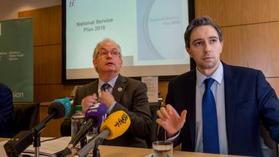HSE warns of potential €881m funding crisis in 2018