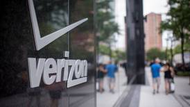 Verizon reports 5.3% fall in quarterly revenue