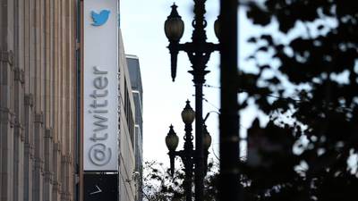 Twitter reveals 40% margin target