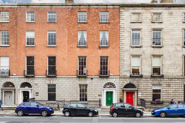 Georgian and mews on Fitzwilliam Place for sale for €3.25m