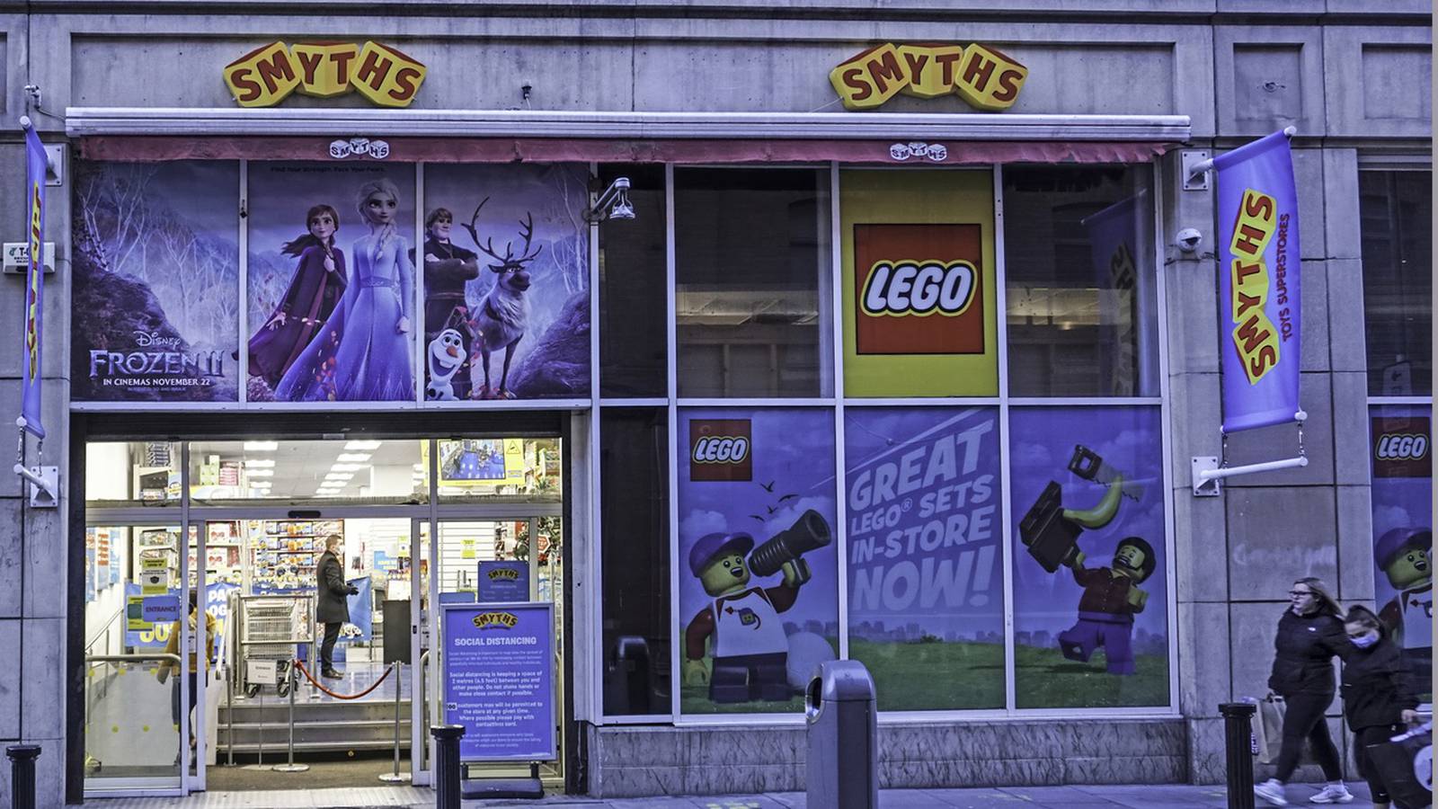 Smyths toys australia top