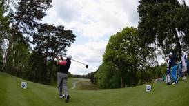 Lowry gets a wriggle on at Wentworth