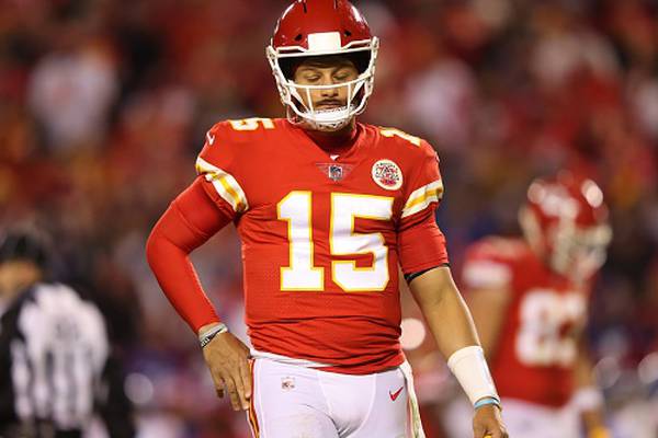 Unconvincing Kansas City Chiefs see off New York Giants