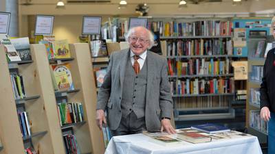 President donates 700 books from his personal collection to libraries