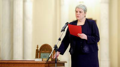 Romanian president ponders  nomination of Muslim woman for PM