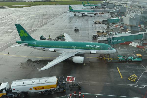 Aer Lingus would accept higher charges at Dublin Airport for a period