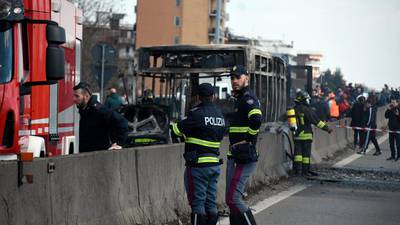 Driver abducts schoolchildren and sets bus on fire in Italy