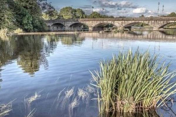 Cork Co Council signs contract for design work on collapsed Fermoy weir