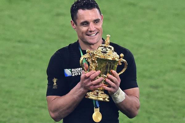 Dan Carter announces retirement from rugby
