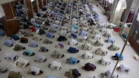Imams overrule Pakistan’s coronavirus lockdown as Ramadan begins