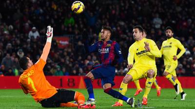 Messi scores winner against Villarreal as Barcelona close in on Real