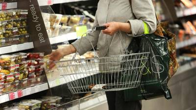 Poor retail sales data prompts call for commercial rates freeze