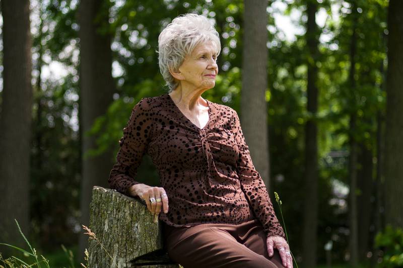Alice Munro obituary: Writer of short stories that were novels in miniature